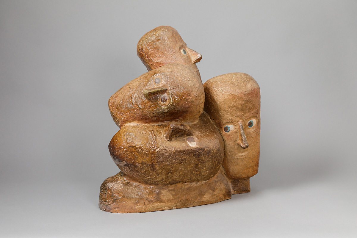 La famille
Sculpture, 2019
Grès engobé
Cuisson au bois
Hauteur: 55 cm
Longueur: 47 cm