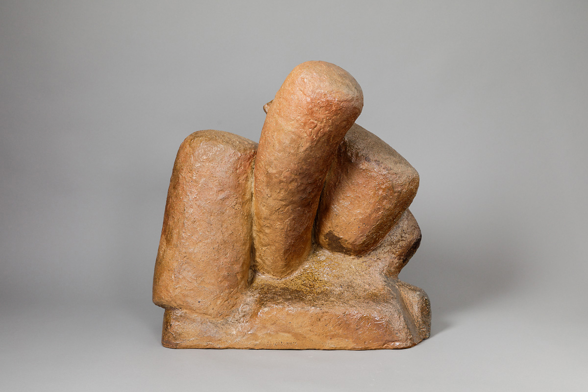La famille
Sculpture, 2019
Grès engobé
Cuisson au bois
Hauteur: 55 cm
Longueur: 47 cm